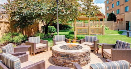 Courtyard by Marriott Roanoke Airport