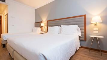 Down comforters, minibar, in-room safe, desk