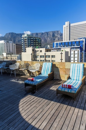 Rooftop terrace - ONOMO Hotel Cape Town - Inn on the Square (Cape Town)