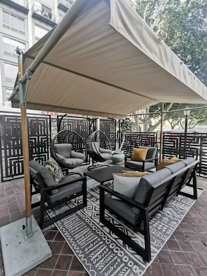 Terrace/patio - ONOMO Hotel Cape Town - Inn on the Square (Cape Town)