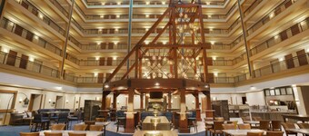 Embassy Suites by Hilton Denver International Airport