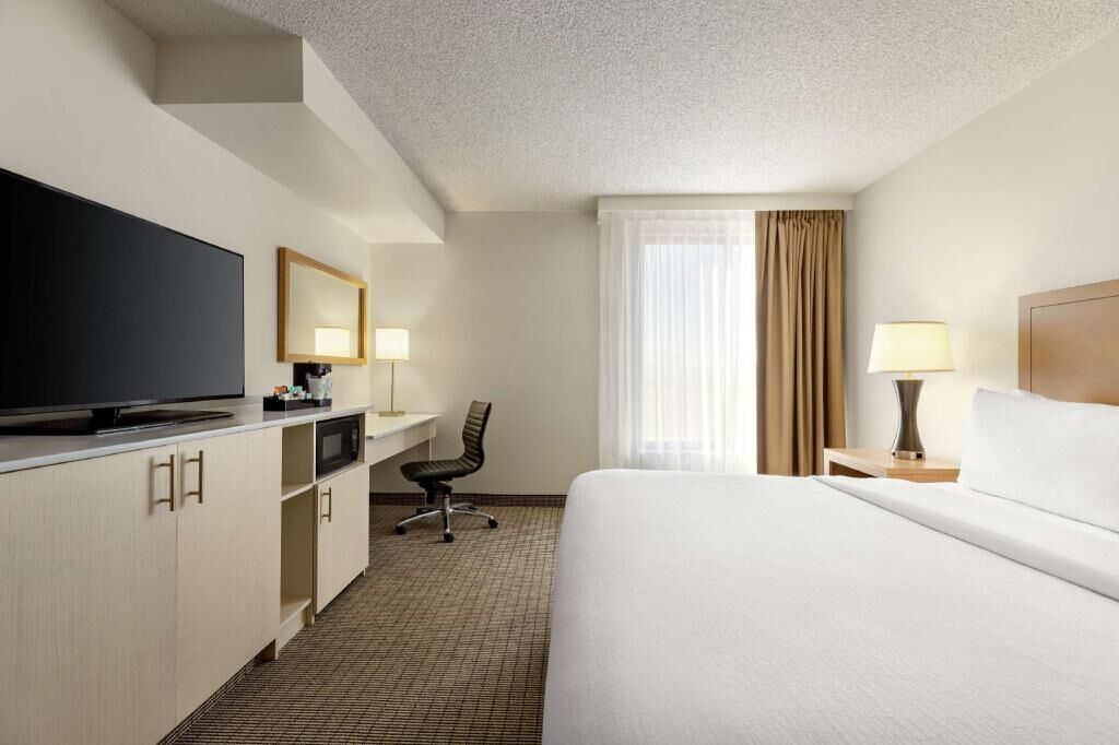 1 bedroom, in-room safe, desk, iron/ironing board