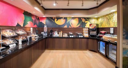 Fairfield Inn & Suites Charleston North/University Area