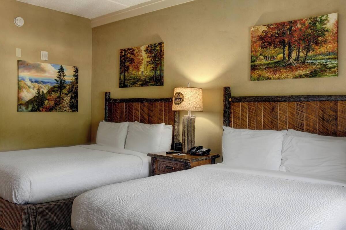 standard room, 2 queen beds | premium bedding, desk, iron/ironing board, free wifi