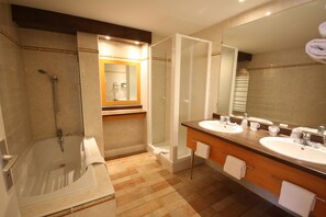 Eco-friendly toiletries, hair dryer, towels