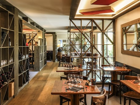 Ristorante. ibis Orange Sud
