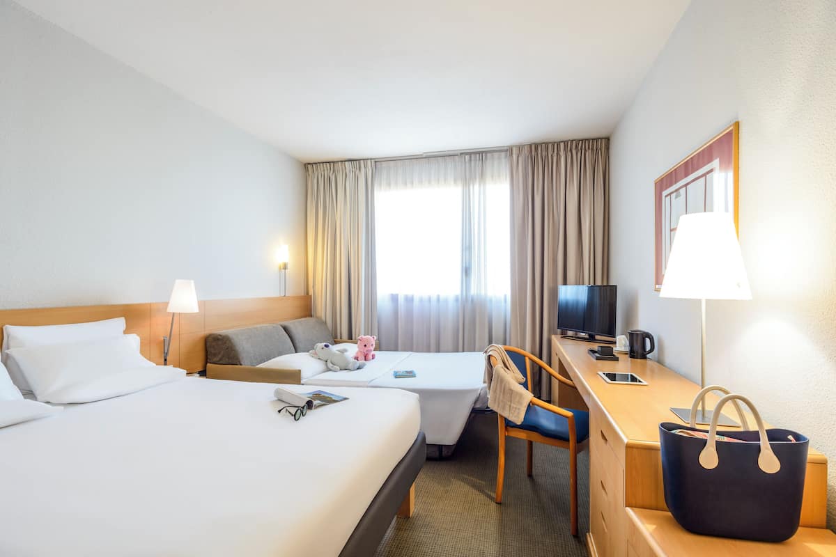 Ropa de cama hipoalergénica, cubrecamas y minibar