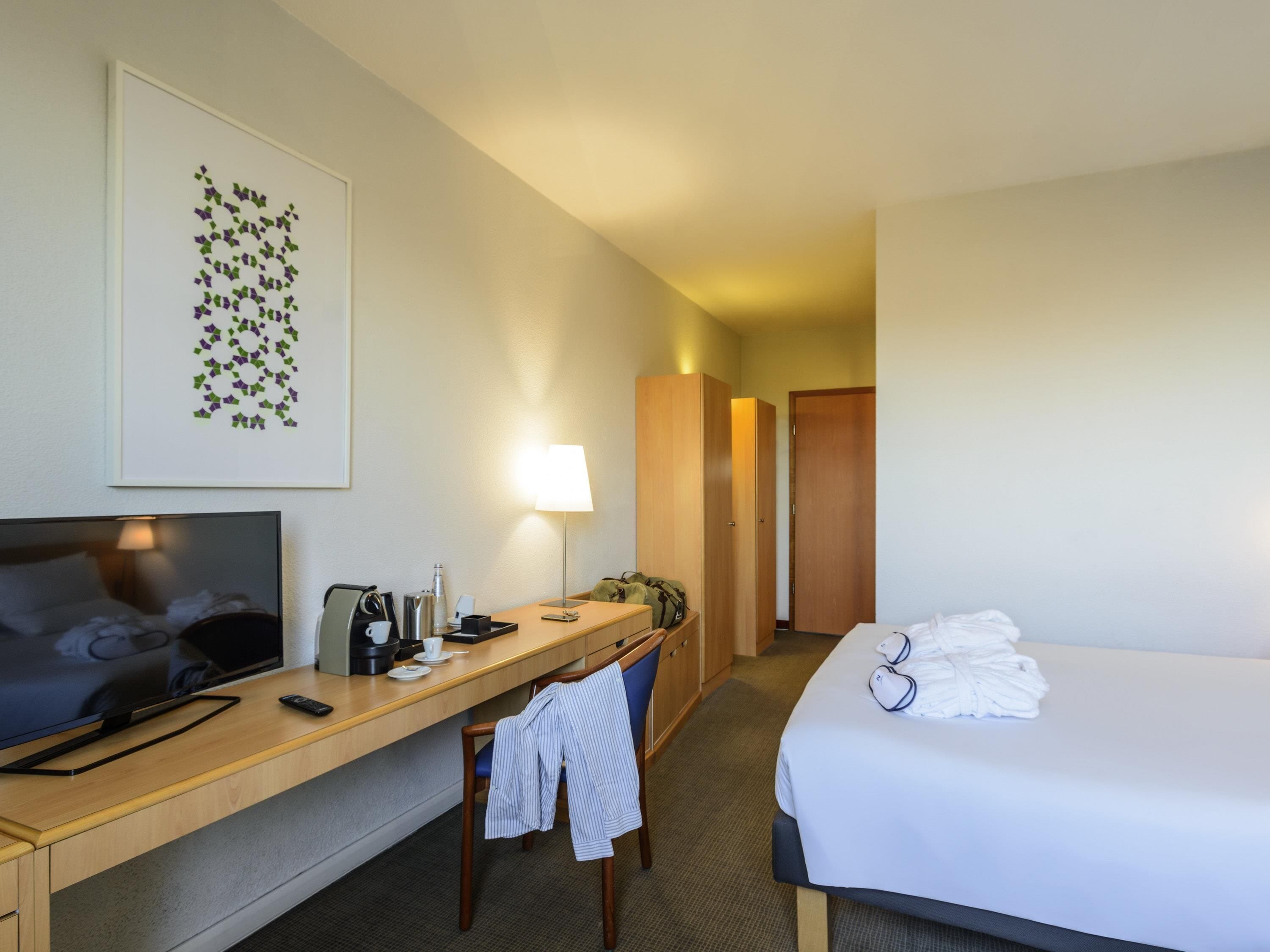 Executive Room, 1 Katil Ratu (Queen) dengan Katil Sofa | Peralatan tempat tidur hipoalergenik, gebar bulu kapas, bar mini 