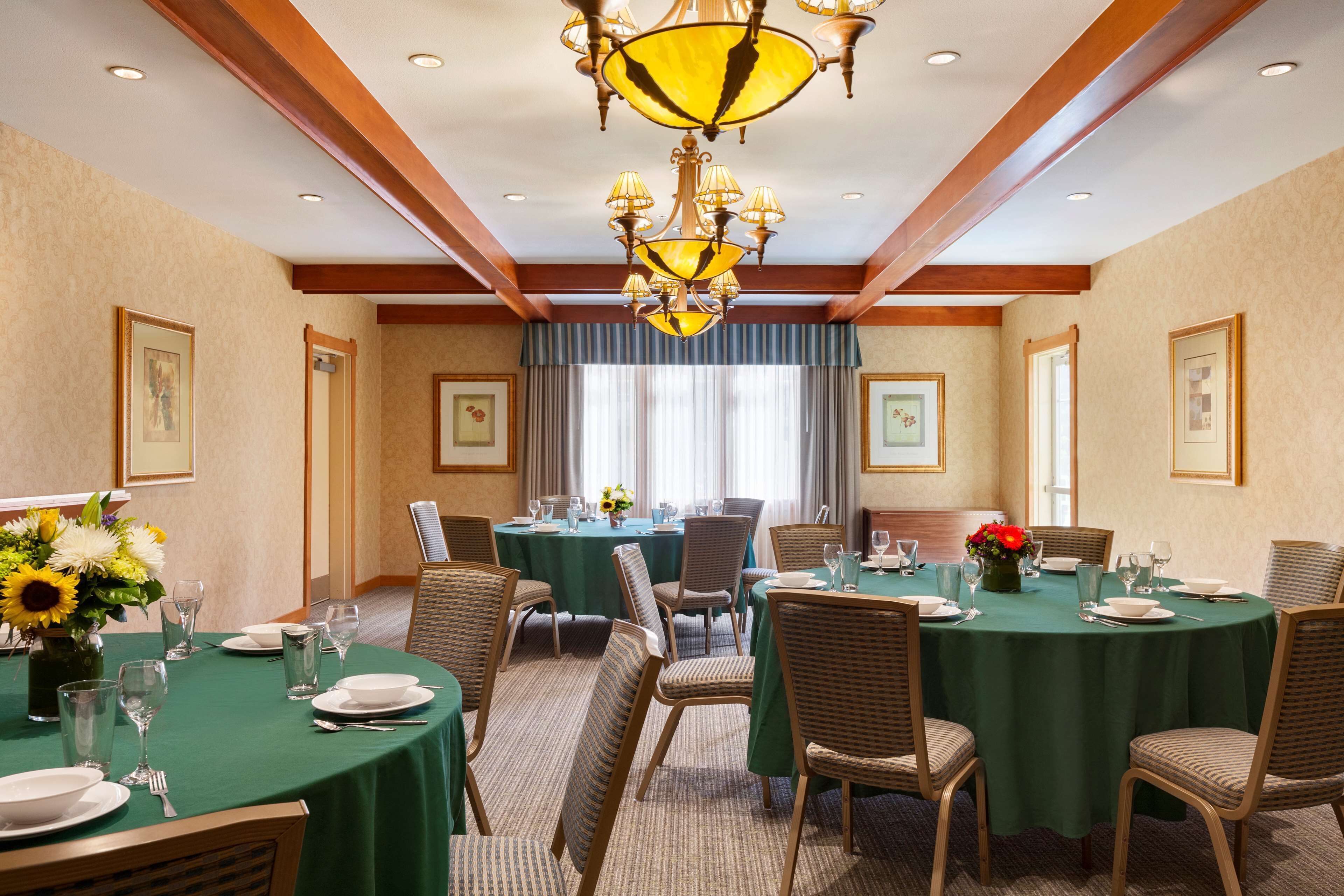 Photo - Homewood Suites by Hilton San Francisco Airport North