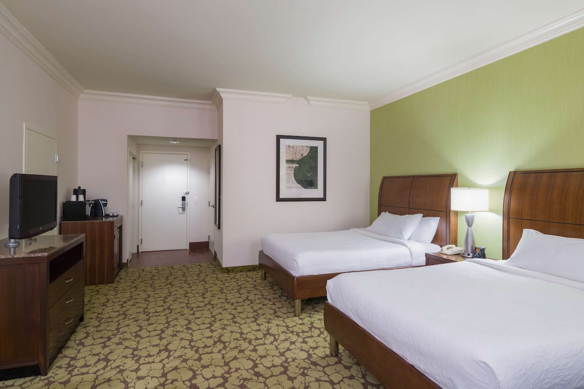 Free cots/infant beds, rollaway beds, free WiFi, bed sheets