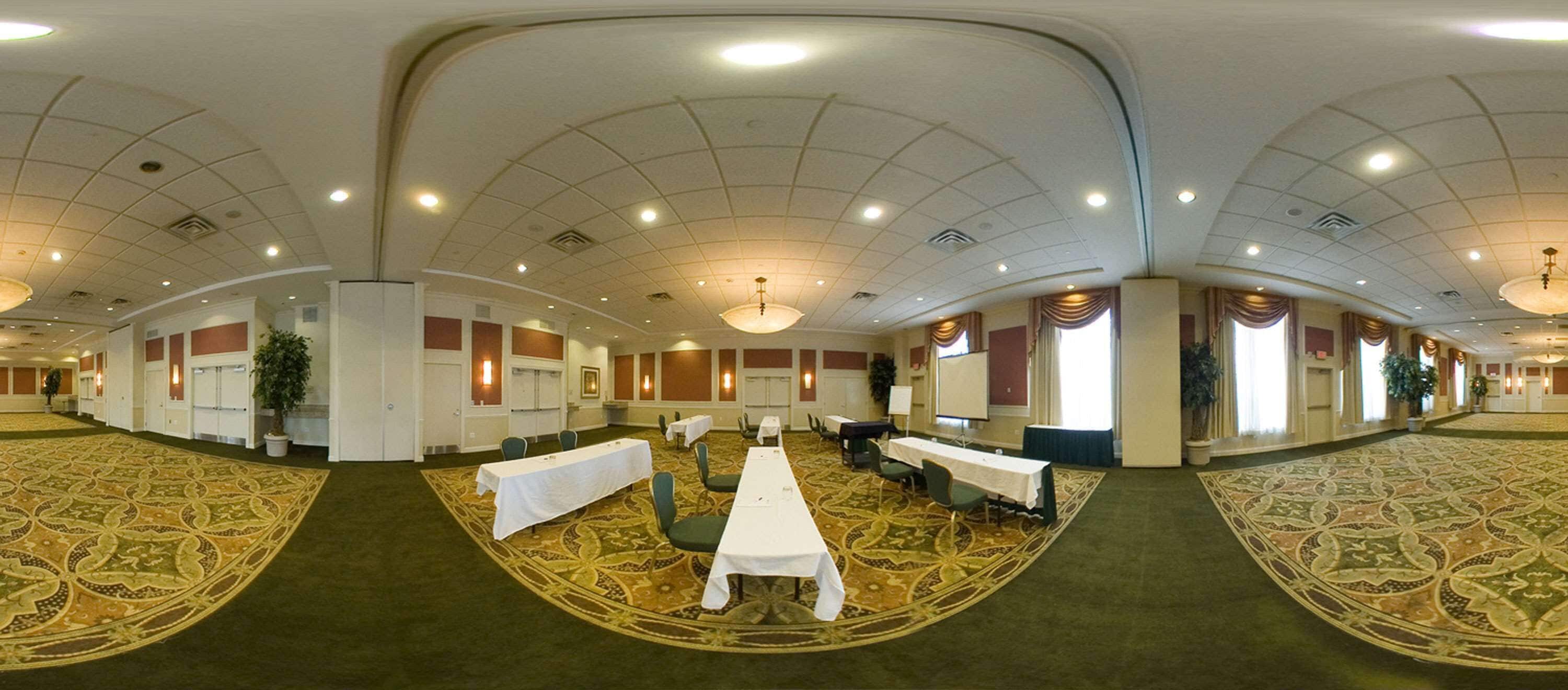 Photo - Hilton Garden Inn Edison/Raritan Center
