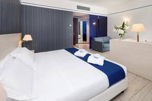 Minibar, in-room safe, desk, blackout drapes