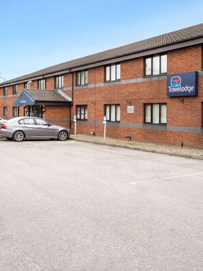 Unclassified image, 5 of 33, button - Travelodge Sedgefield (Stockton-on-Tees)
