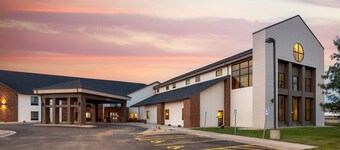 Best Western Watertown Inn and Suites