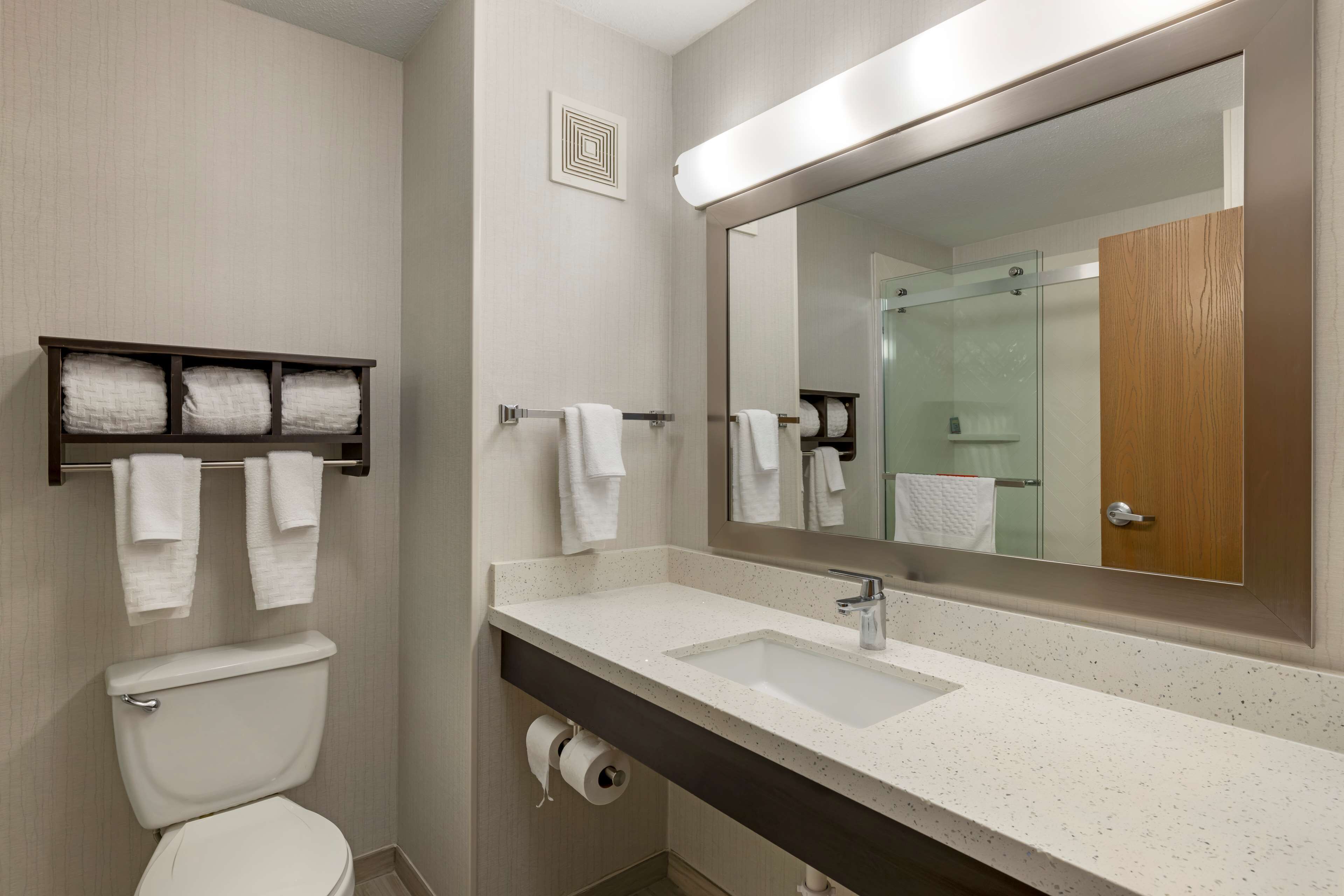 standard room, 2 queen beds, non smoking | bathroom | free toiletries, hair dryer, towels, soap