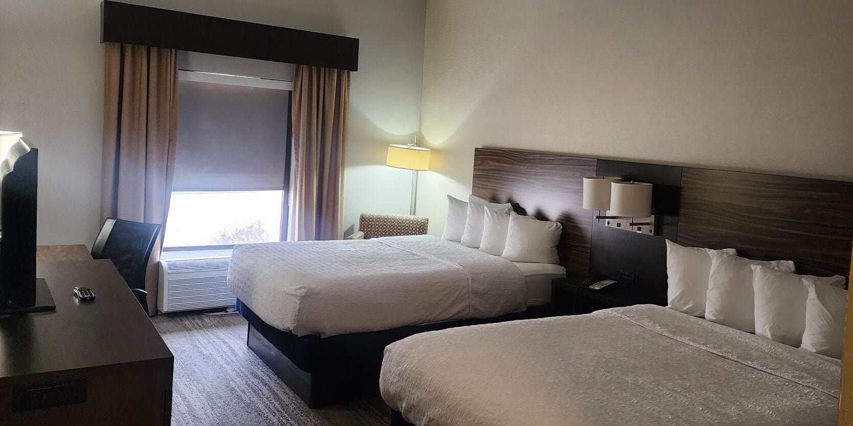 In-room safe, iron/ironing board, free WiFi, bed sheets