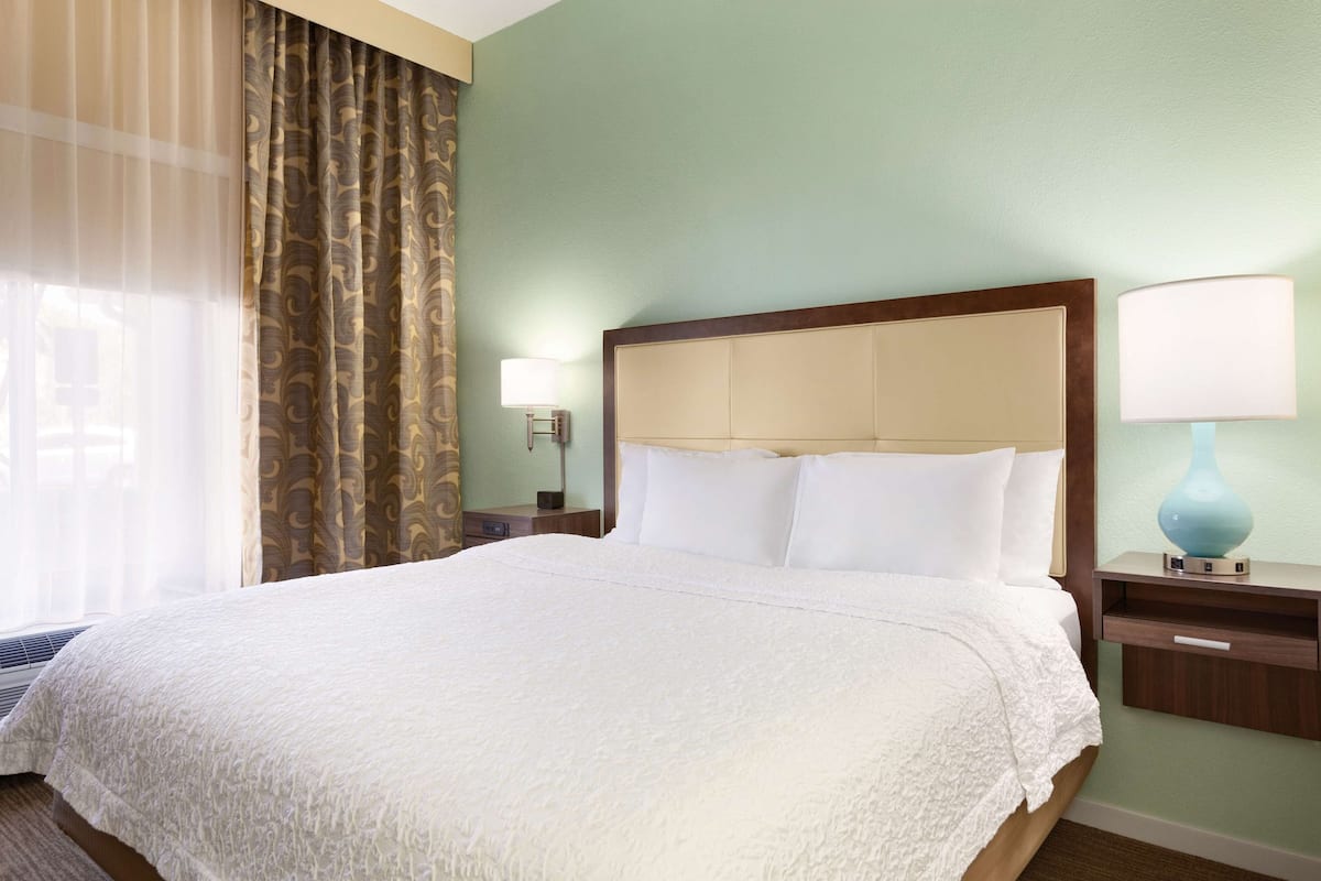 In-room safe, blackout curtains, iron/ironing board, free WiFi