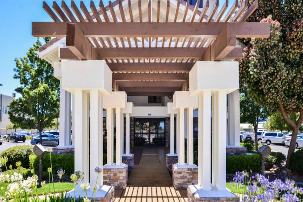 Hampton Inn & Suites San Francisco-Burlingame-Airport South