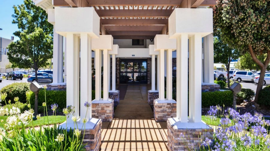 Hampton Inn & Suites San Francisco-Burlingame-Airport South