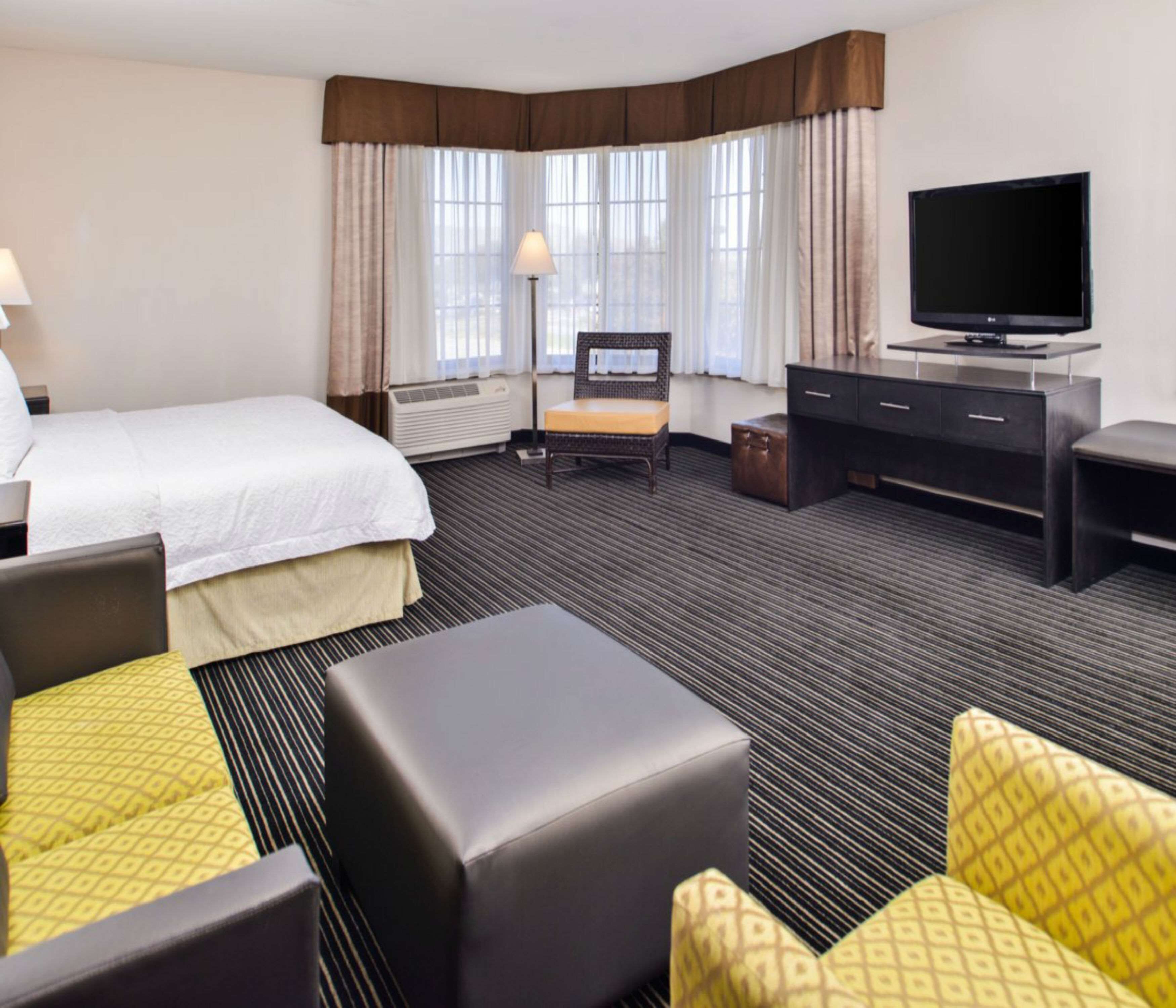 In-room safe, desk, blackout drapes, iron/ironing board