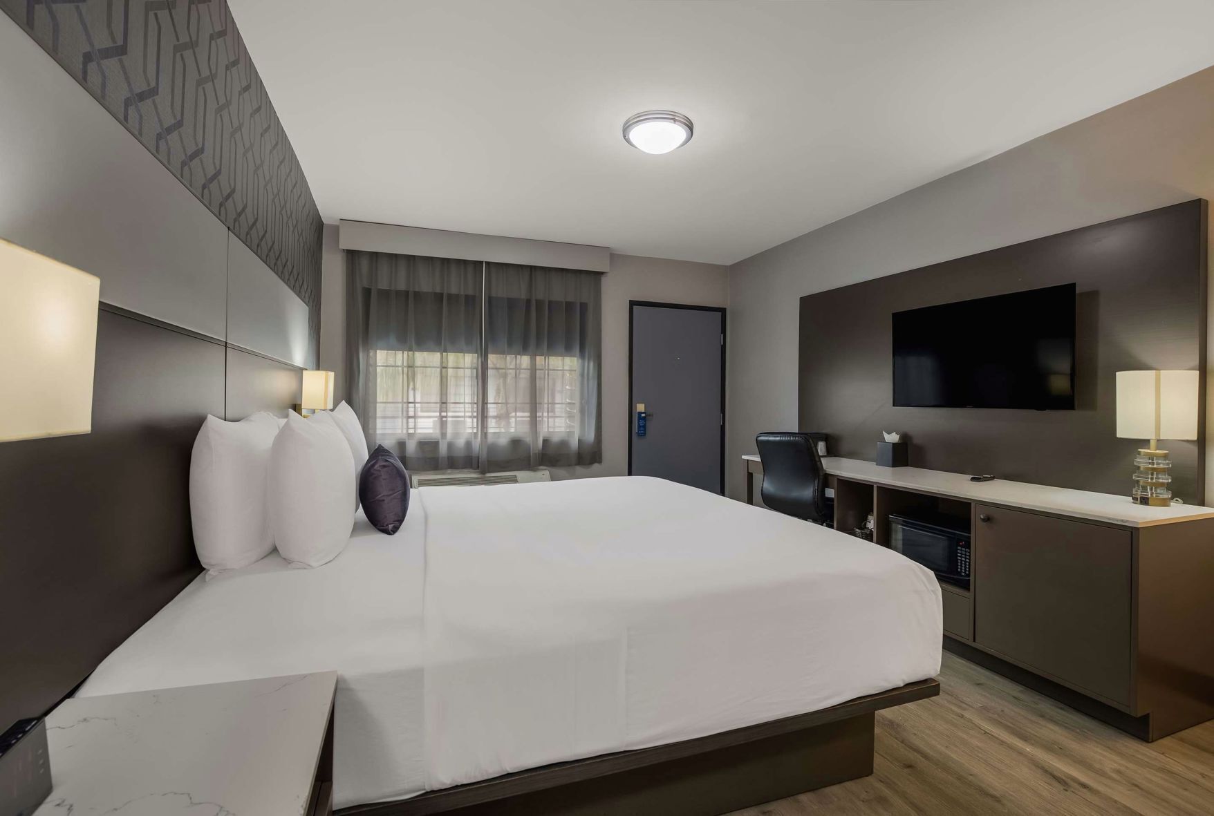 Blackout drapes, iron/ironing board, free WiFi, bed sheets