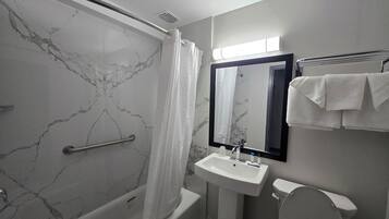 Quarto solteiro standard, 1 cama King | Wi-Fi de cortesia
