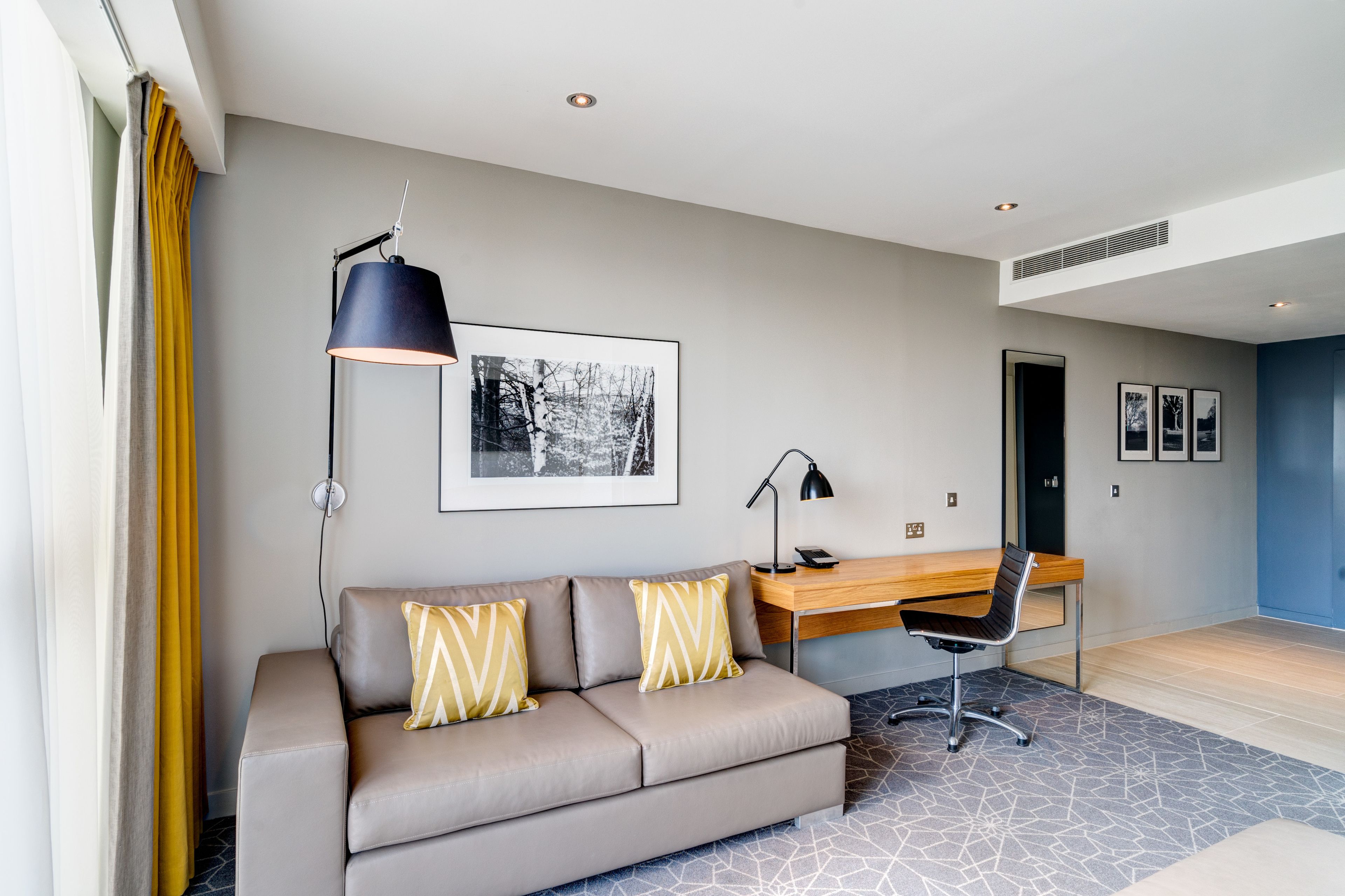 junior suite | living room | led tv