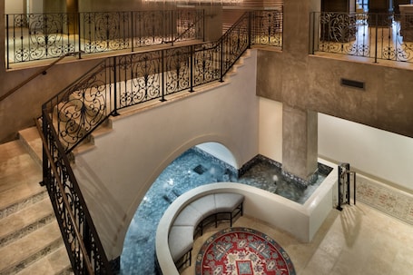 Lobby. Hotel Valencia Riverwalk