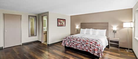 Suite, 1 King Bed, Non Smoking | Desk, blackout drapes, iron/ironing board, free cribs/infant beds