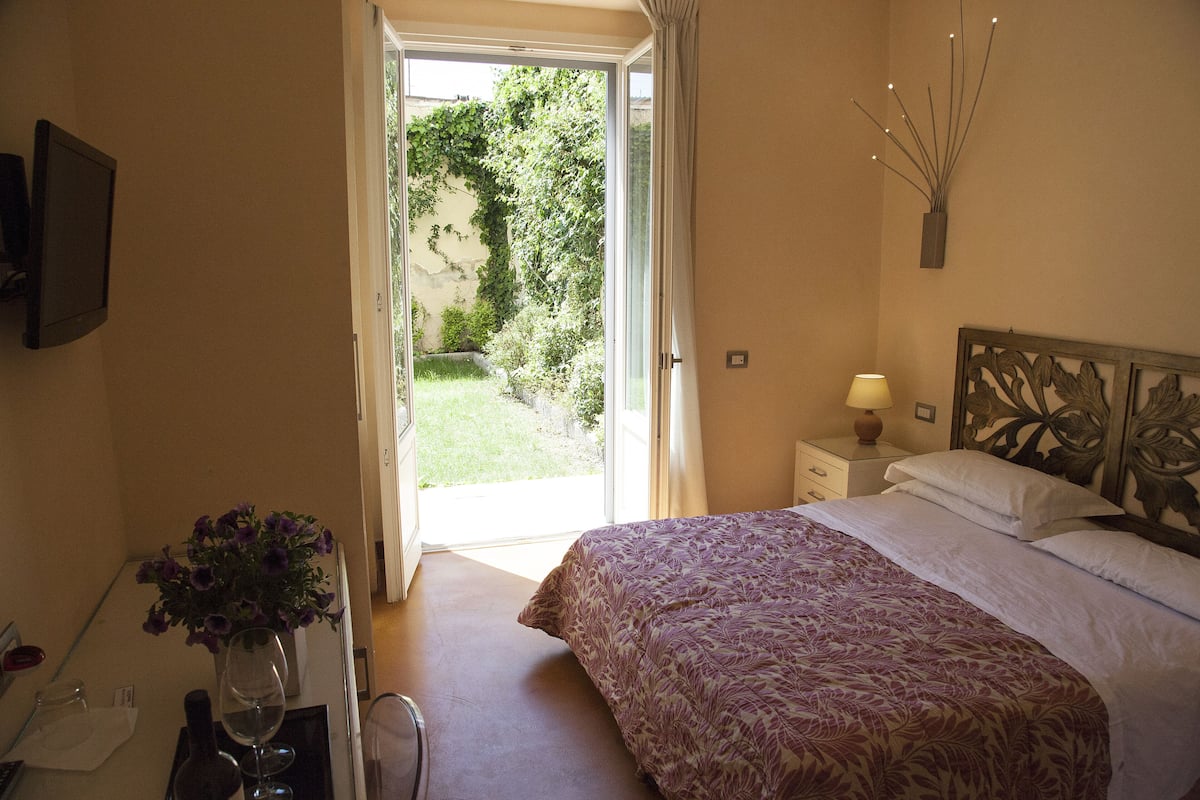 Deluxe Double or Twin Room, Garden Area