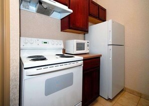 Roupas de cama premium, cofres nos quartos, escrivaninha