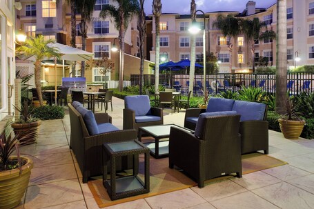 Residence Inn by Marriott Cypress Los Alamitos – Affordable hotel in Los Alamitos