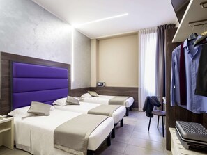 1 bedroom, premium bedding, down comforters, minibar