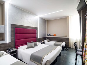 1 bedroom, premium bedding, down comforters, minibar