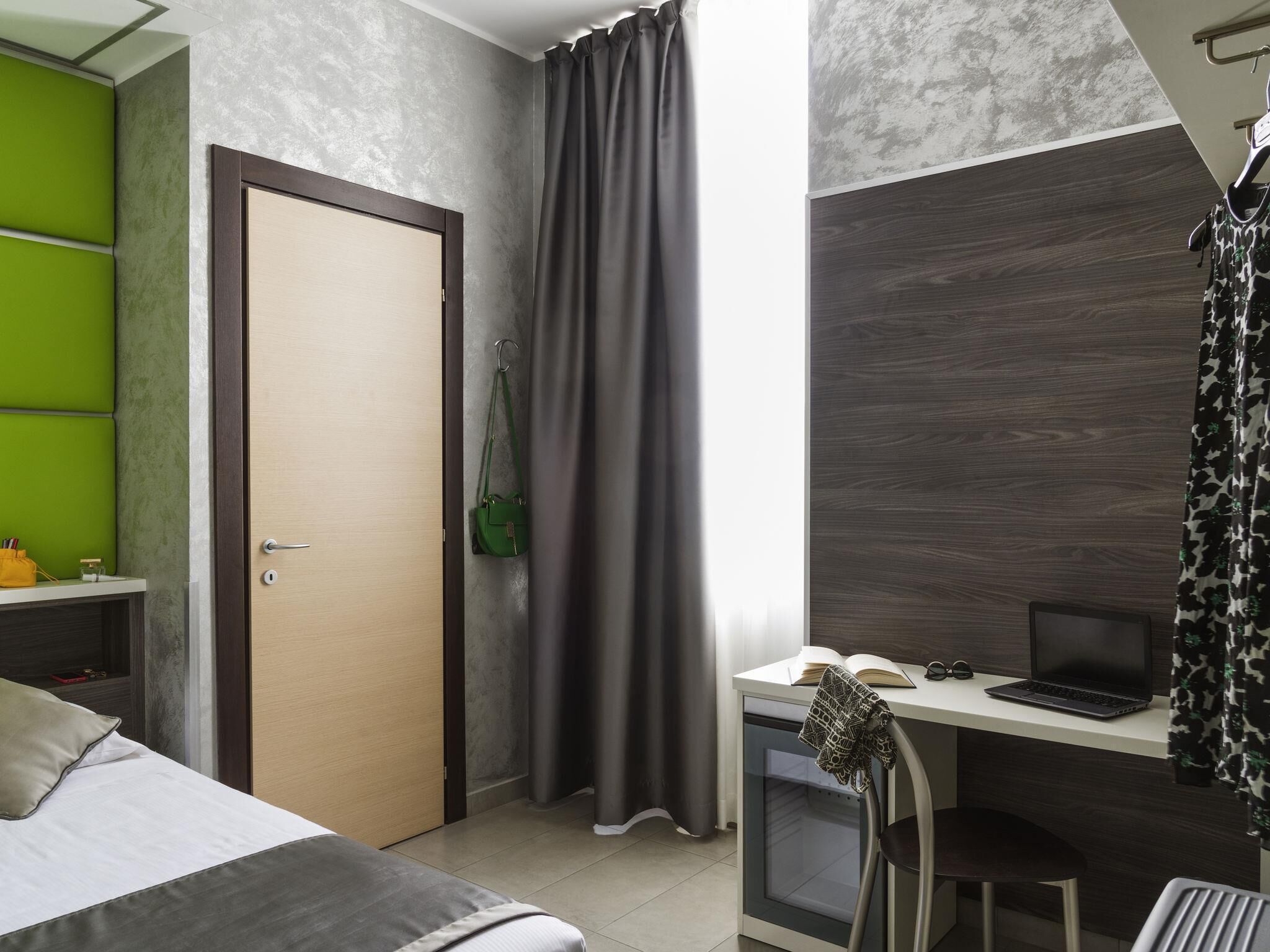 Single Room, 1 Twin Bed (Single) | Premium bedding, down comforters, minibar, in-room safe