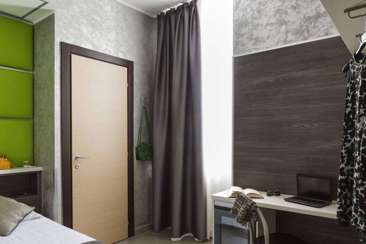 Single Room, 1 Twin Bed (Single) | Premium bedding, down comforters, minibar, in-room safe