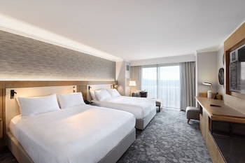 Pillowtop beds, in-room safe, desk, laptop workspace at JW Marriott Orlando Grande Lakes
