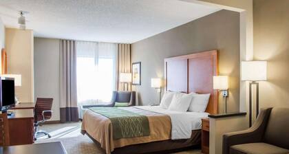 Comfort Inn & Suites West Chester - North Cincinnati