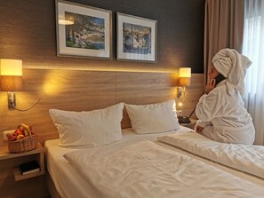 Roupas de cama premium, frigobar, individualmente mobiliados