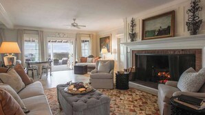 Living area - The Wauwinet (Nantucket)