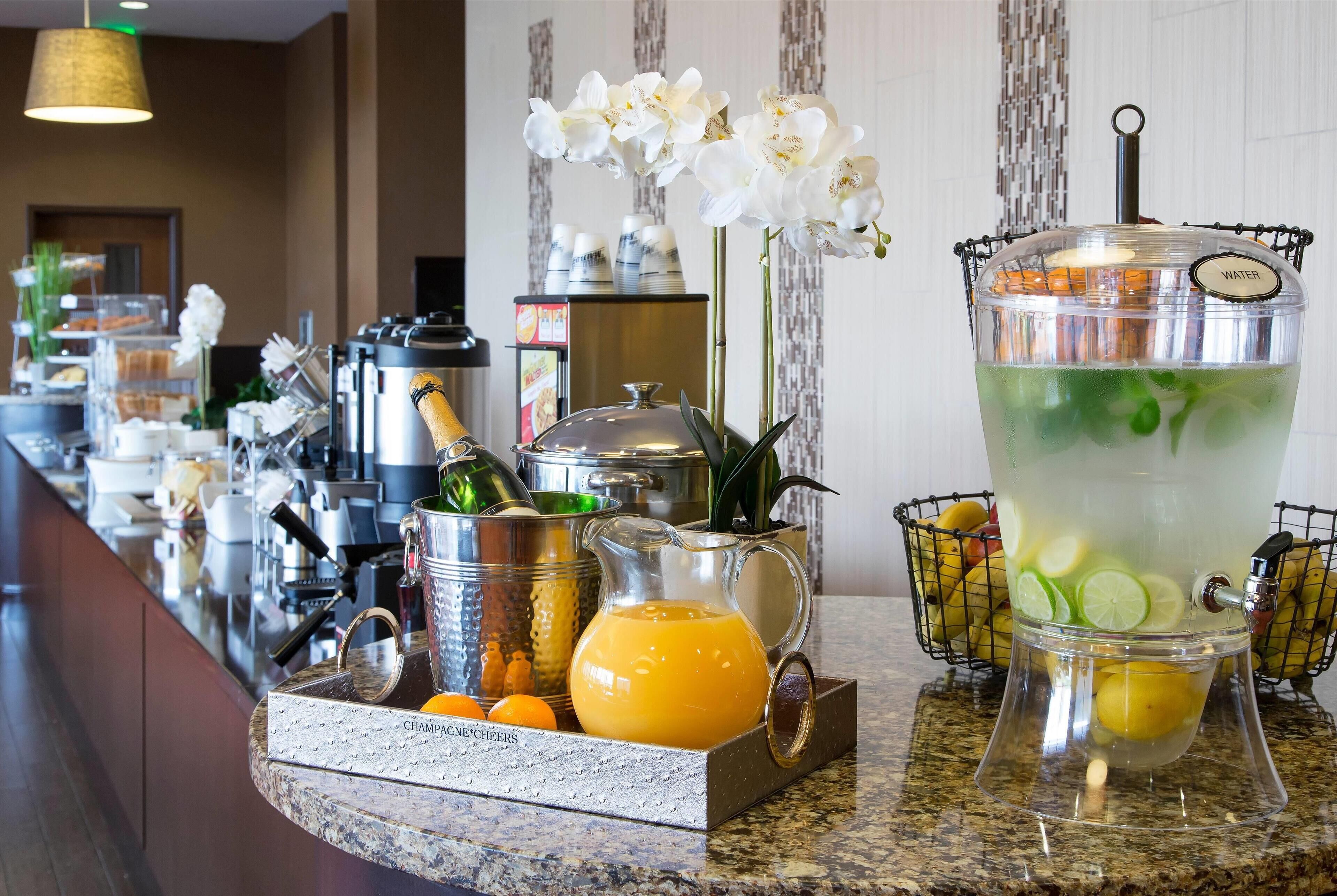 Foto - Ramada Plaza by Wyndham Orlando Resort & Suites Intl Drive - Newly Renovated!