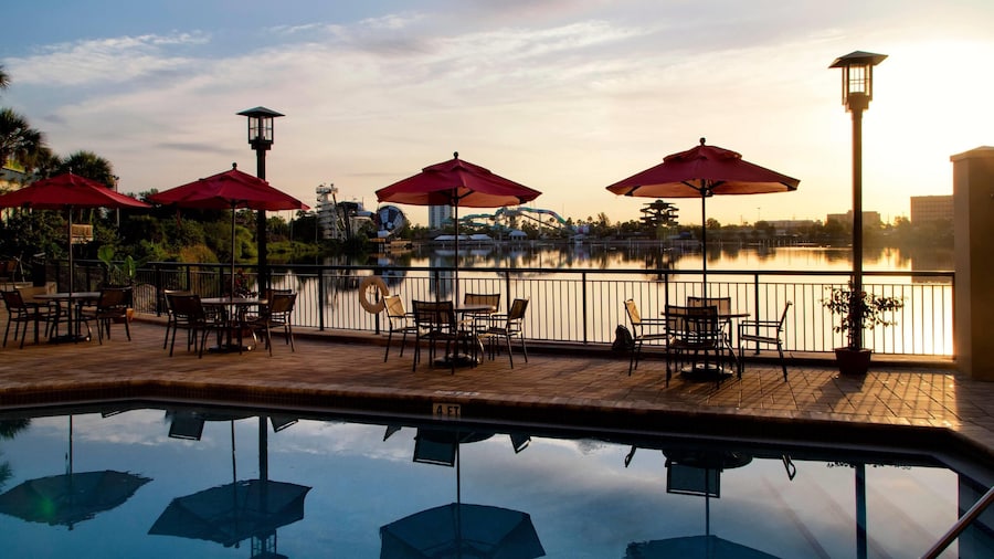 Ramada Plaza Resort & Suites by Wyndham Orlando Intl Drive