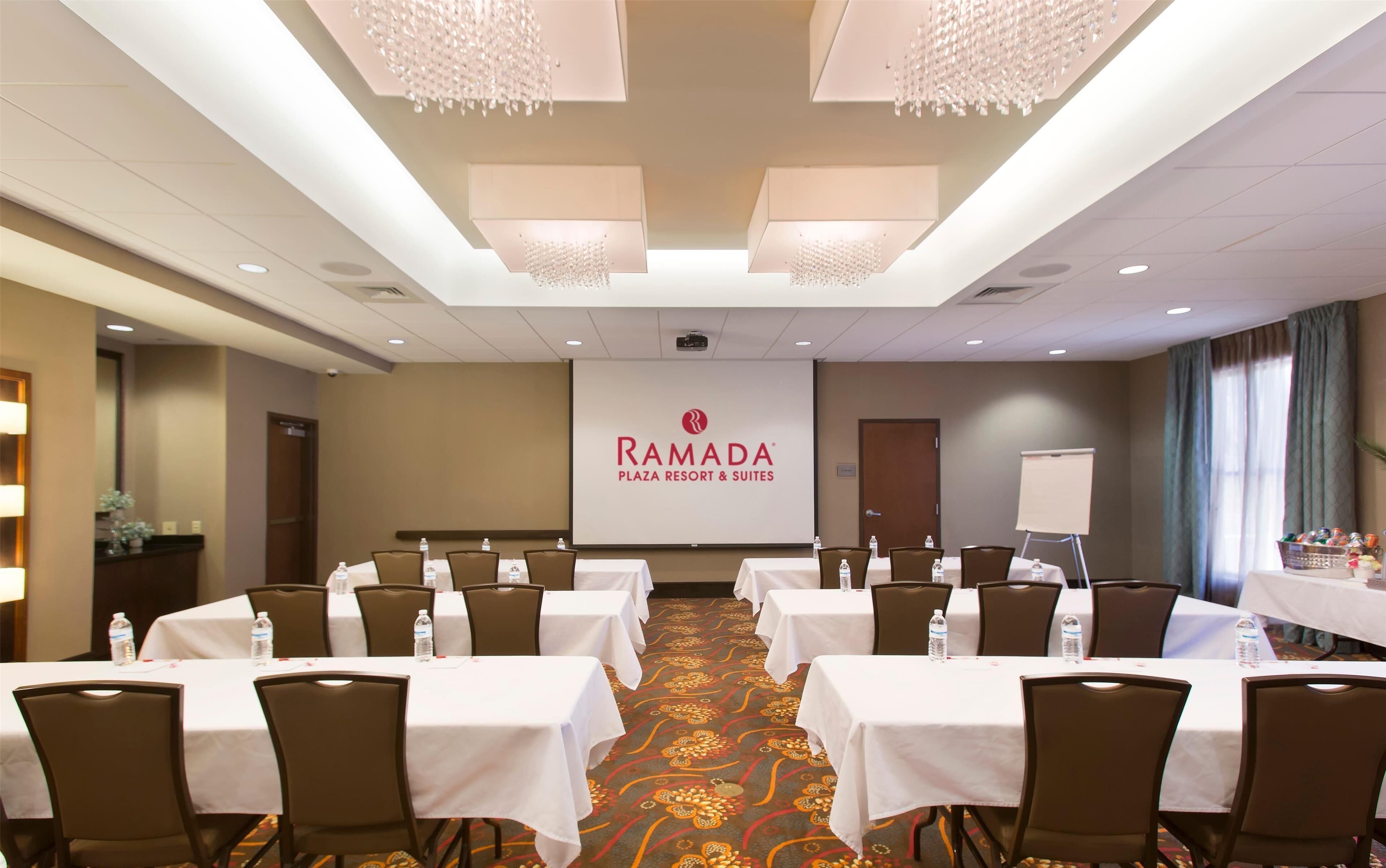 Foto - Ramada Plaza by Wyndham Orlando Resort & Suites Intl Drive - Newly Renovated!