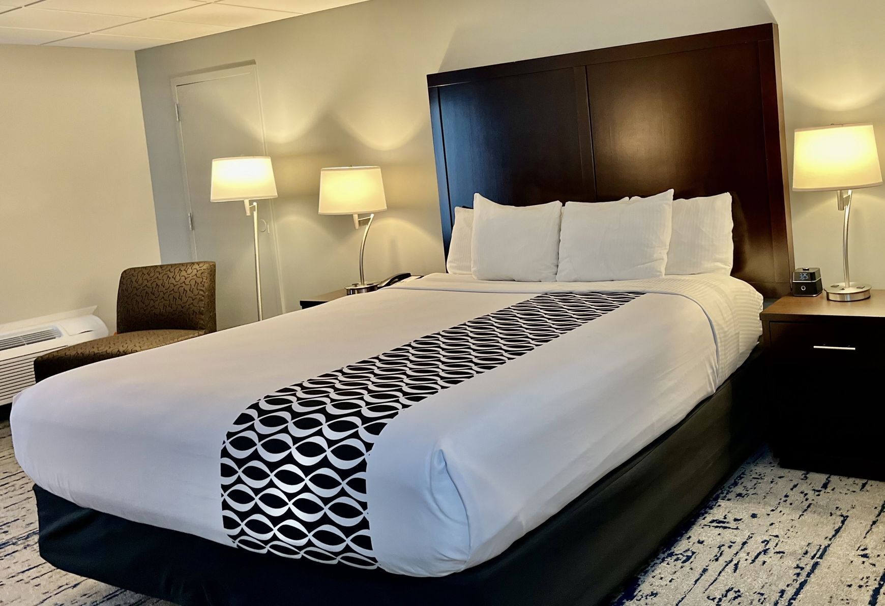 Premium bedding, desk, blackout drapes, iron/ironing board