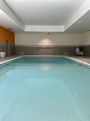 Una piscina techada