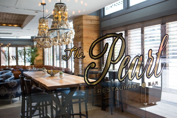 Bar (in der Unterkunft)