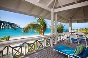 Terrace/patio - Ocean Club Resort (Providenciales)