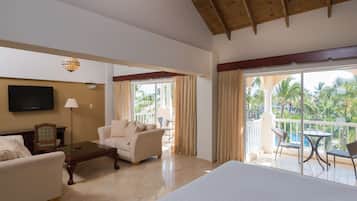 Bar mini percuma, peti besi dalam bilik, meja