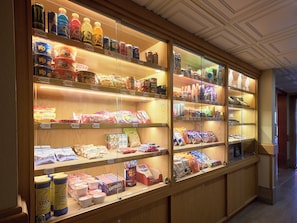 Snack bar
