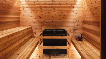Sauna seca, banheira de hidromassagem